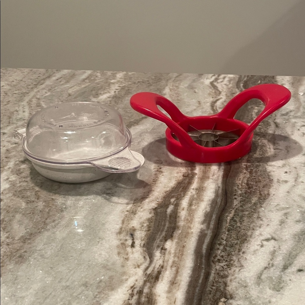 Nordic Ware White Egg Poacher and Apple slicer set